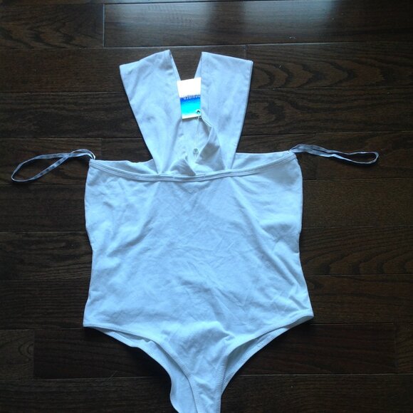 White criss cross bodysuit - Picture 2 of 6
